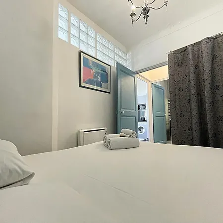 Viva Riviera - 10 Rue Florian * קאן